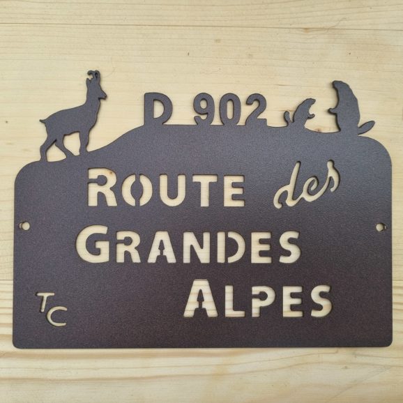 Trophée de la Route des Grandes Alpes